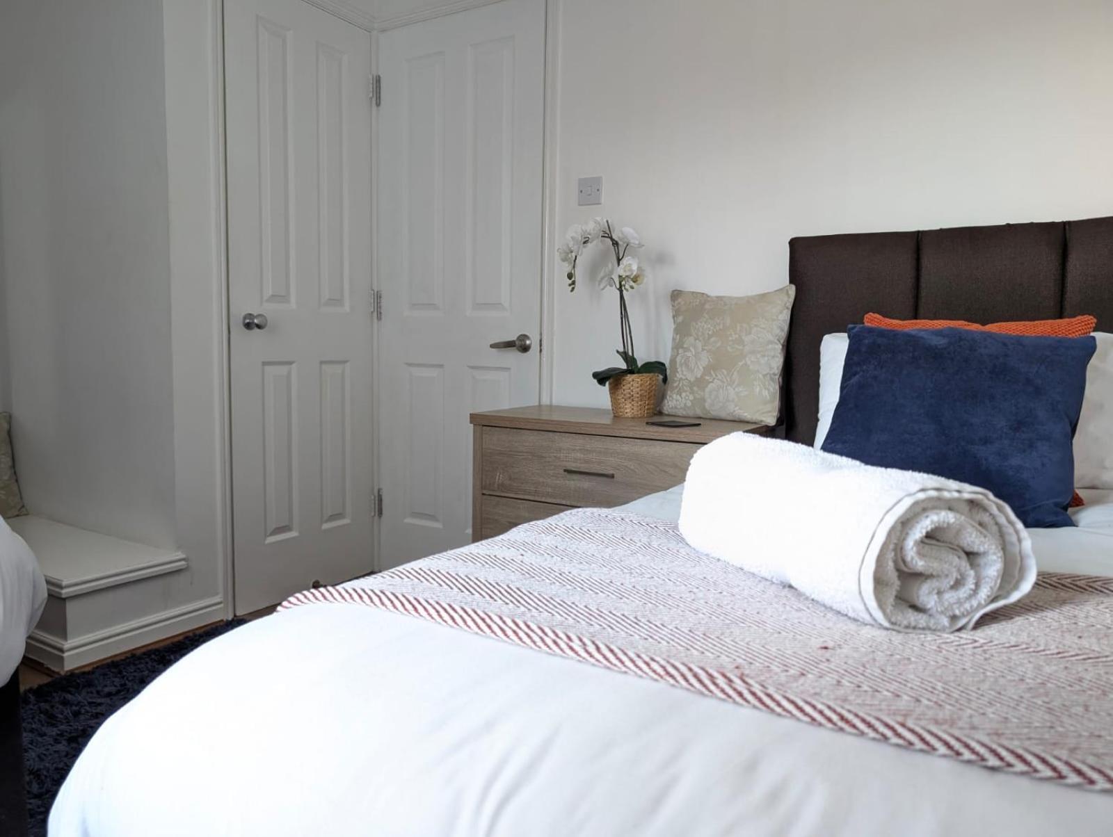 Сasa de vacaciones 2br-dean House-kitchen-dog Friendly-parking-fast Wifi