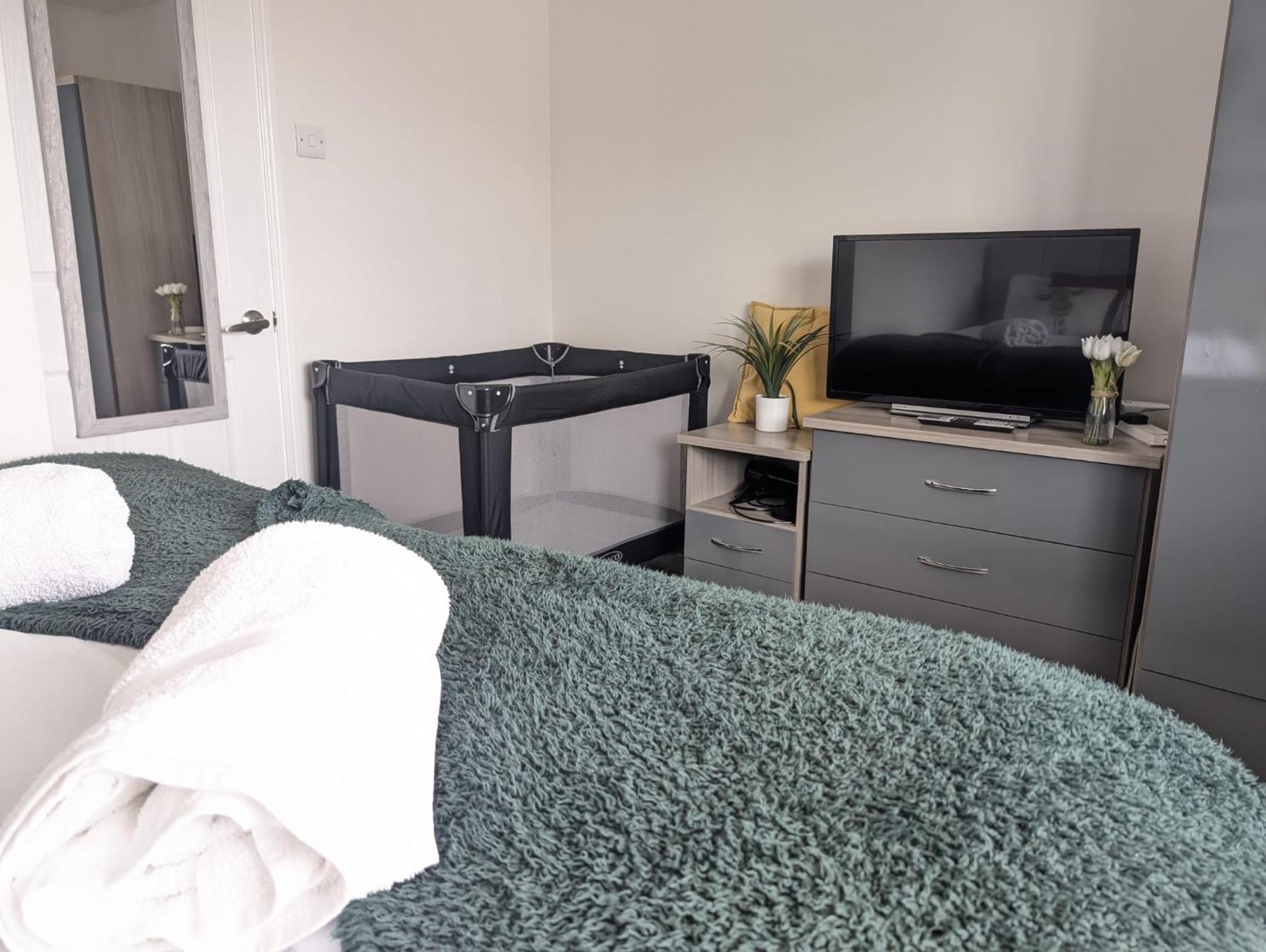 Сasa de vacaciones 2br-dean House-kitchen-dog Friendly-parking-fast Wifi Doncaster