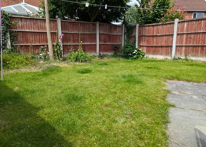 2Br-Dean House-Kitchen-Dog Friendly-Parking-Fast Wifi