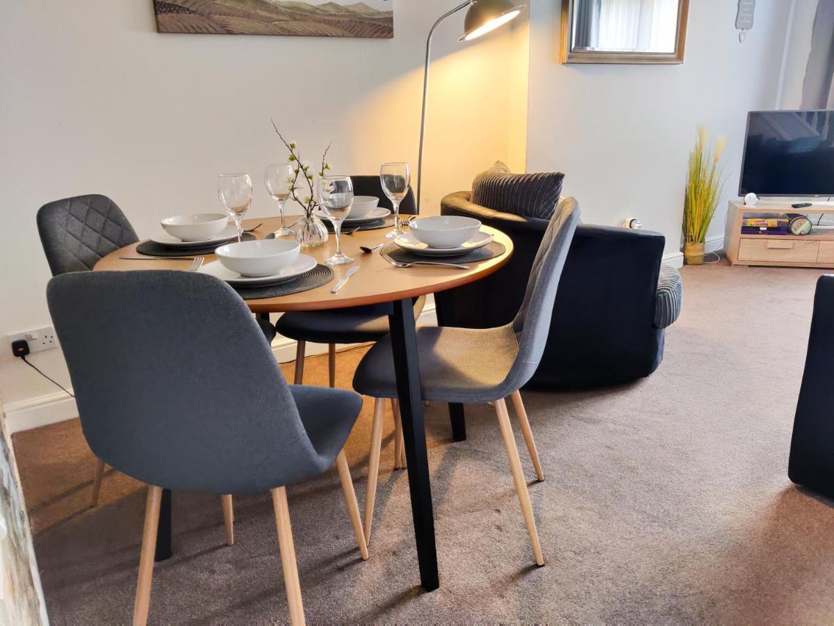 2br-dean House-kitchen-dog Friendly-parking-fast Wifi * Doncaster