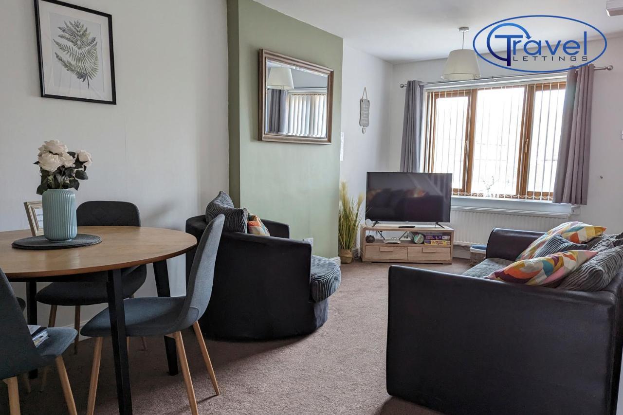 Holiday home 2br-dean House-kitchen-dog Friendly-parking-fast Wifi